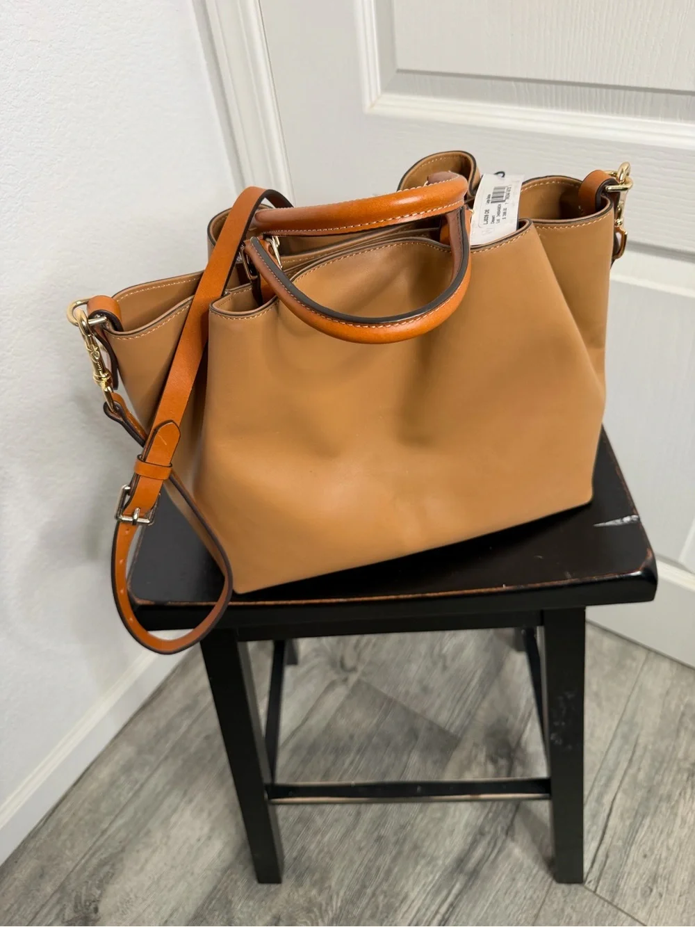 Dooney & Bourke Large City Barlow